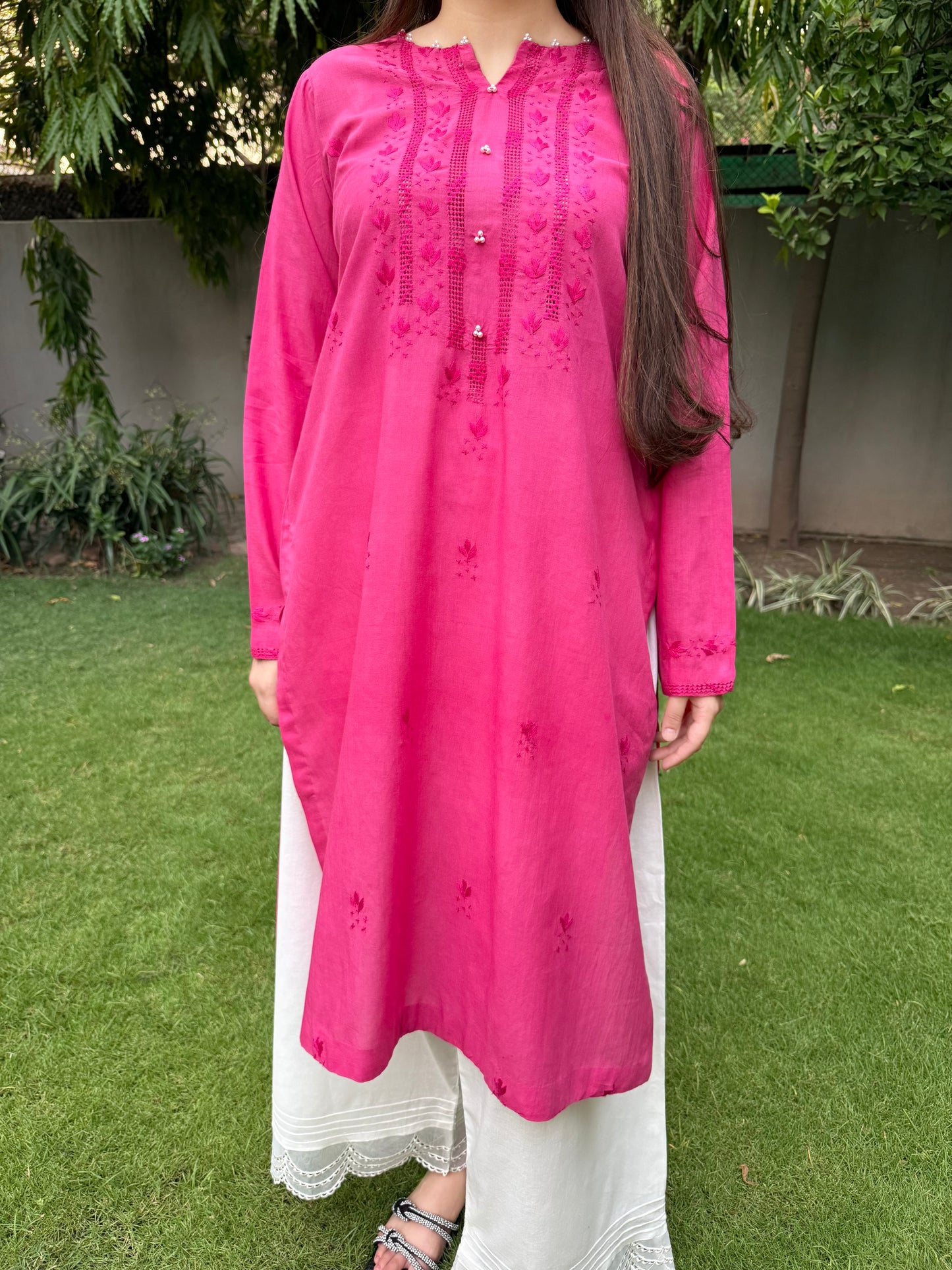 Fuchsia - Light Tarkashi Hand Embroidered Kurta