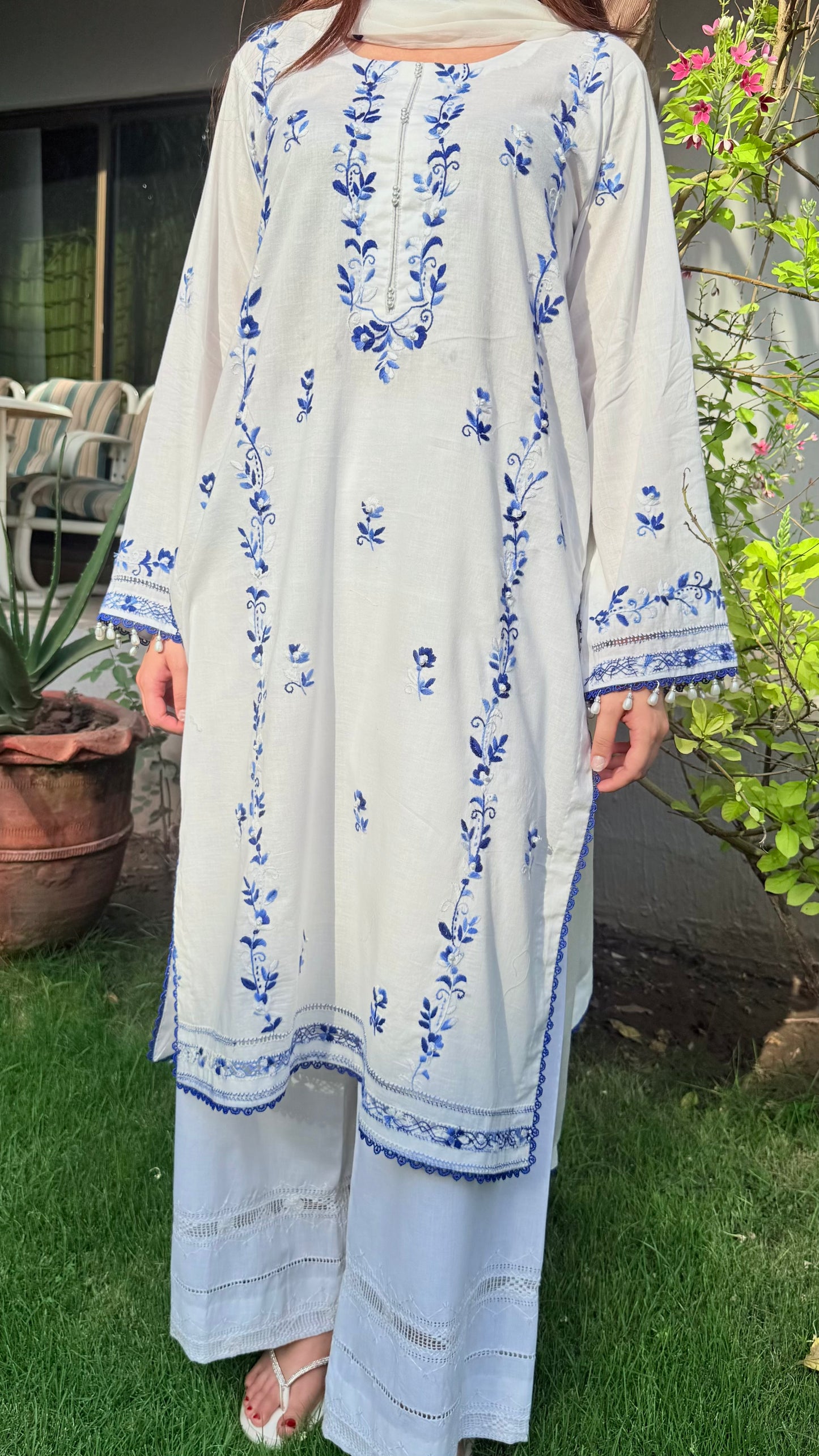 Iris - 2 Piece Set (Kurta & Dupatta)
