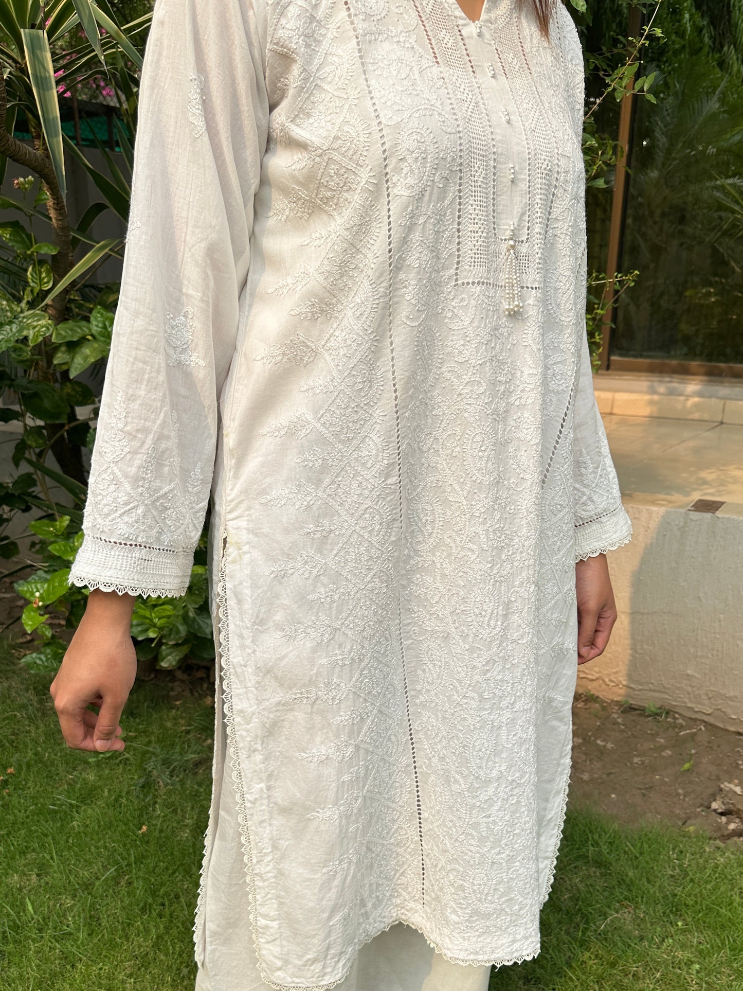 Classic White Full Tarkashi Hand Embroidered Kurta