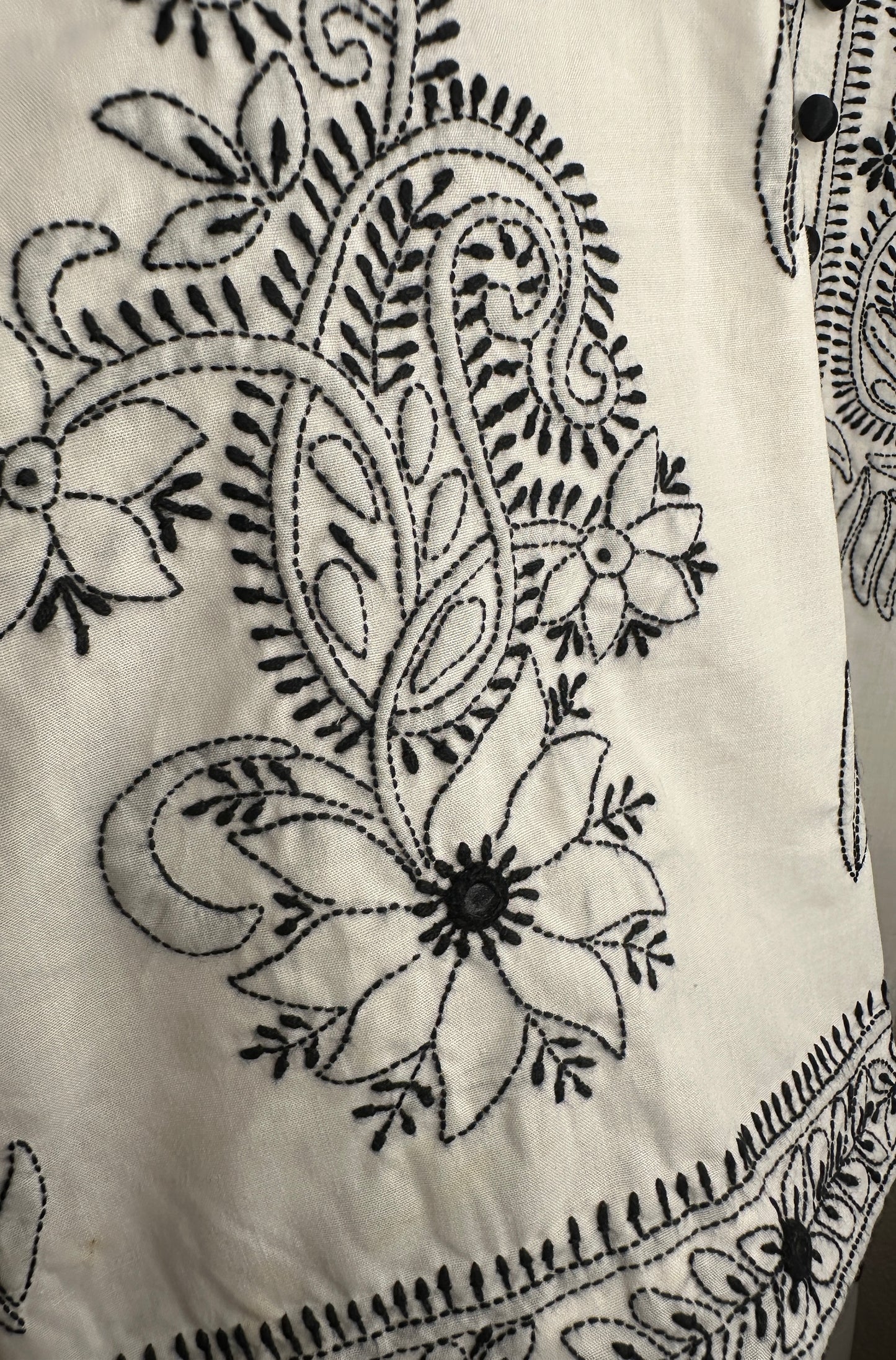 Monochrome Shadow Stitch - 2 Piece