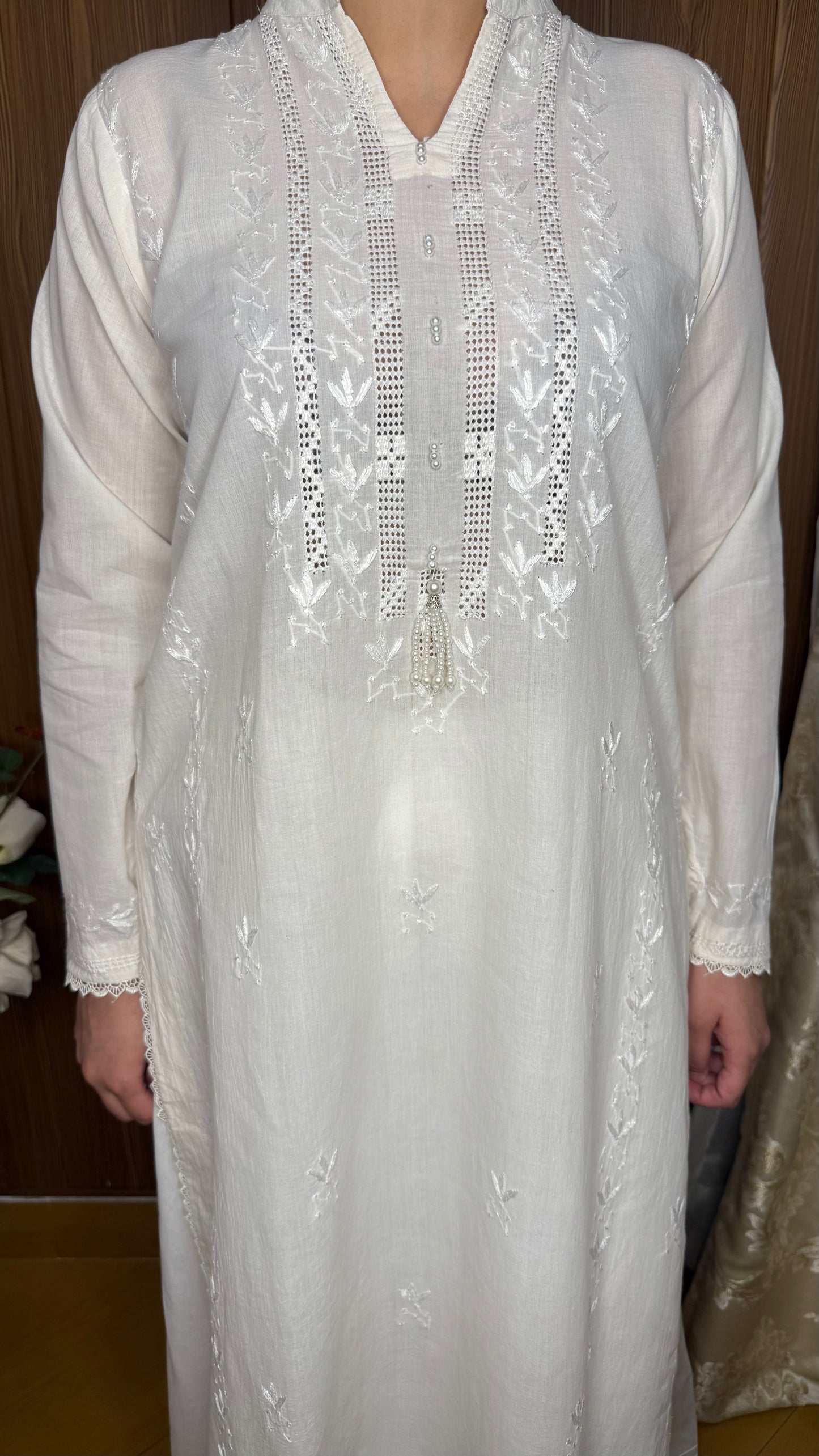 Ivory White - Light Tarkashi Hand Embroidered Kurta