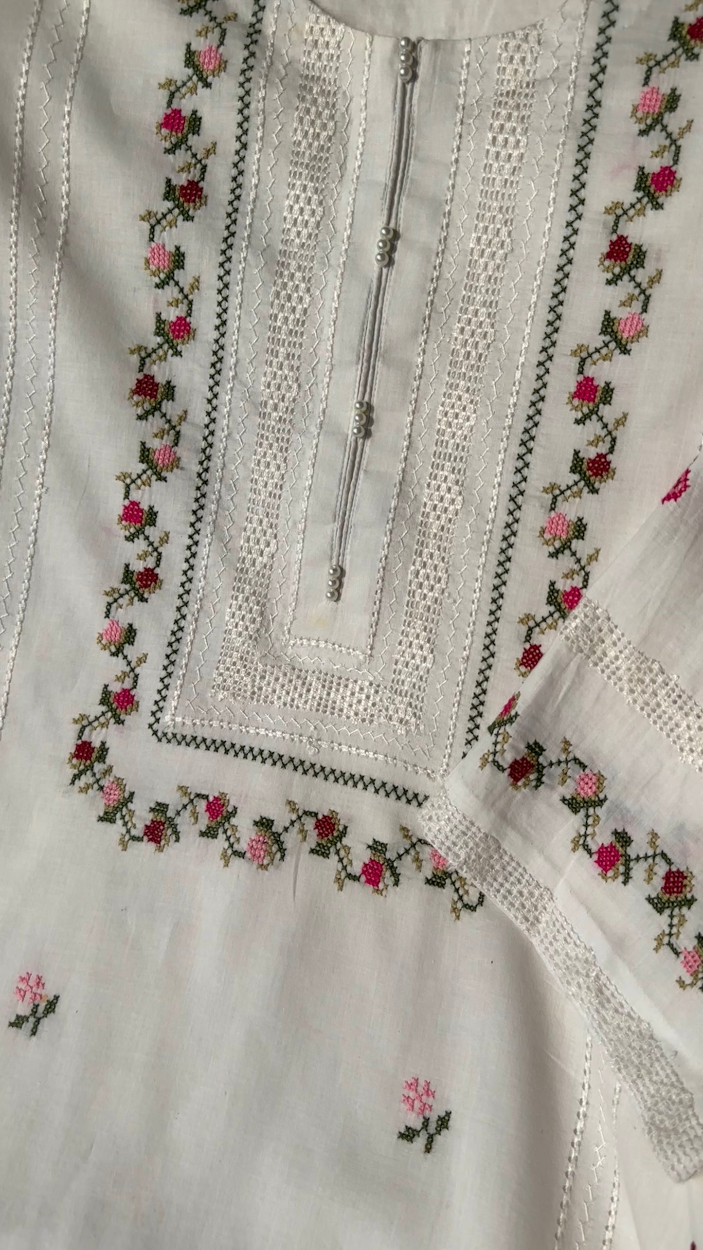 Magnolia - 2 piece set (Kurta & Dupatta)
