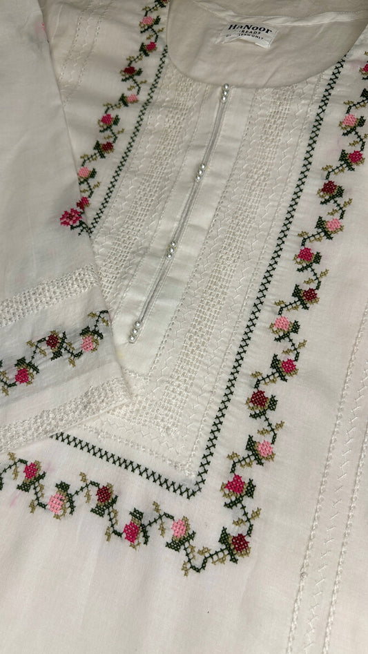 Magnolia - 2 piece set (Kurta & Dupatta)