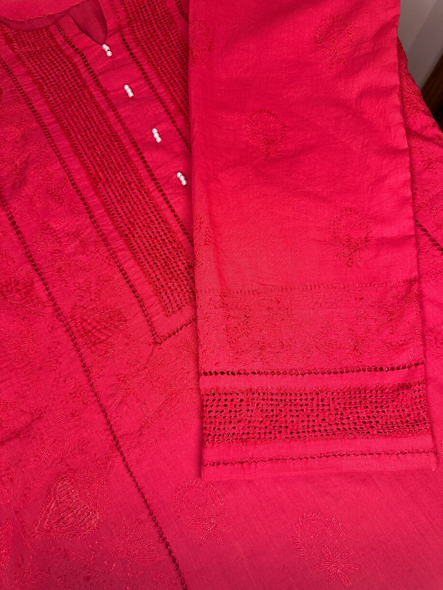 Red - Tarkashi Hand Embroidered Kurta| Soft Detail